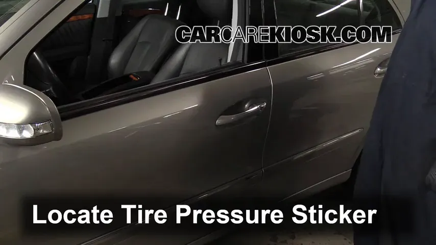 2006 Mercedes-Benz E500 5.0L V8 Tires & Wheels Check Tire Pressure